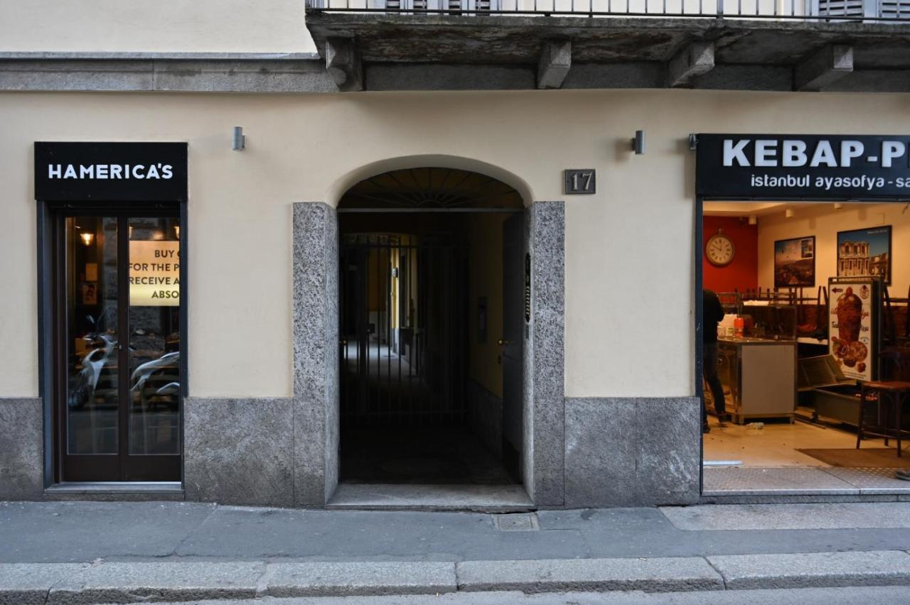 Appartamento Le Guglie In Piazza Castello - Centro Storico Милан Экстерьер фото
